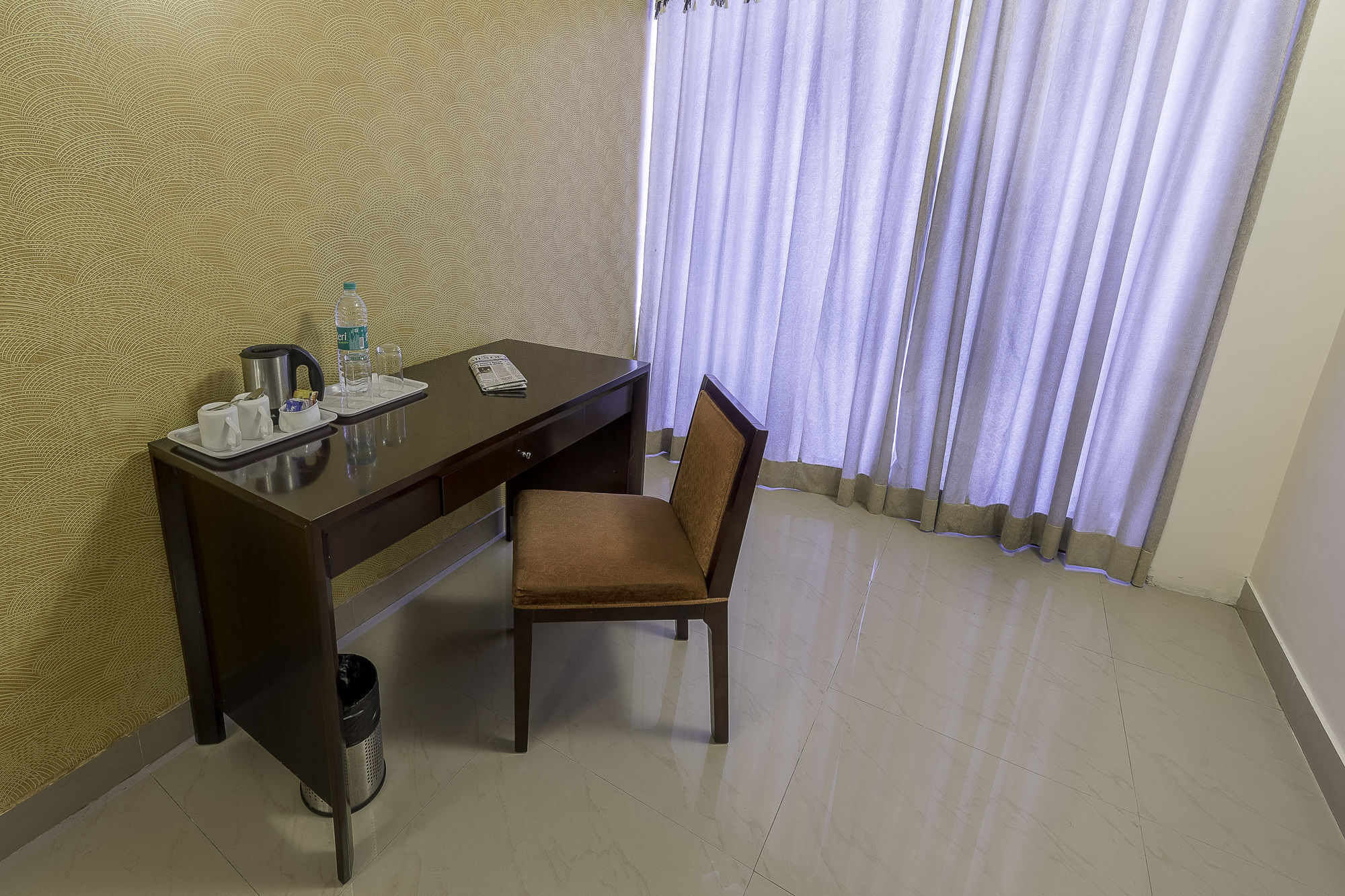 Hotel Treebo Crystal Castle à Bangalore Extérieur photo